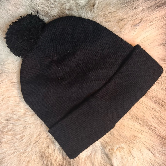 Playboy toque - Picture 3 of 10